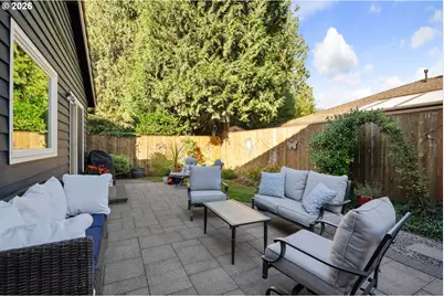 16443 NE Tillamook St, Portland, OR 97230 - Photo 26