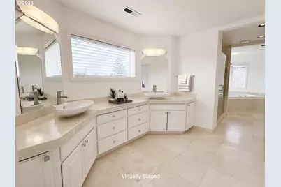 14488 Pfeifer Dr, Lake Oswego, OR 97035 - Photo 22