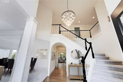 14488 Pfeifer Dr, Lake Oswego, OR 97035 - Photo 2