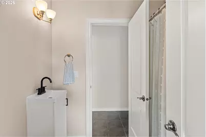 12100 Hazeldell Ave, Oregon City, OR 97045 - Photo 10