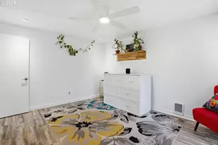 2379 SE 112th Ave, Portland, OR 97216 - Photo 16