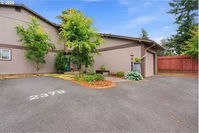 2379 SE 112th Ave, Portland, OR 97216 - Photo 1