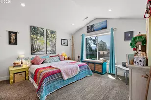 443 N Hyland Ln, Lowell, OR 97452 - Photo 26