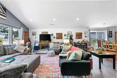 443 N Hyland Ln, Lowell, OR 97452 - Photo 10