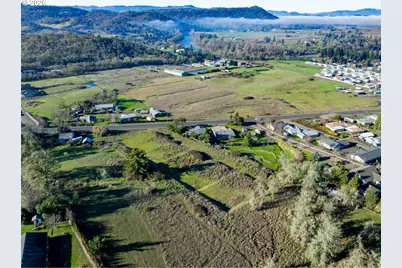 1448 Lookingglass Rd, Roseburg, OR 97471 - Photo 6