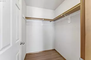 9916 SE Liebe Ct, Portland, OR 97266 - Photo 22