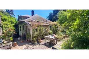 8640 NW Bailey St, Portland, OR 97231 - Photo 2