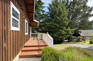 1372 Hampton Rd, Brookings, OR 97415 - Photo 4