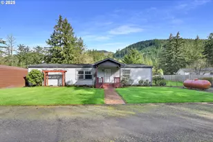 38431 Row River Rd, Dorena, OR 97434 - Photo 4