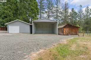 906 Old Garden Valley Rd, Roseburg, OR 97471 - Photo 42