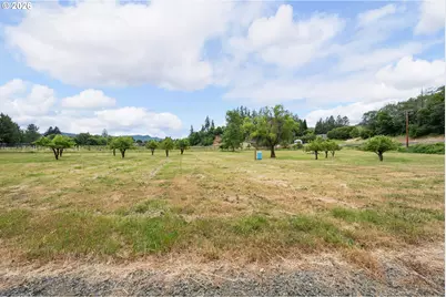 906 Old Garden Valley Rd, Roseburg, OR 97471 - Photo 44