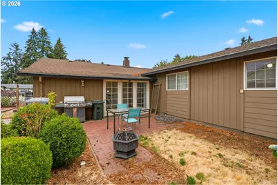 1055 N Lupine Ct, Canby, OR 97013 - Photo 32