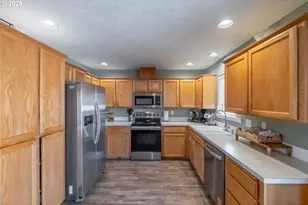 4769 Bayne St NE, Salem, OR 97305 - Photo 10