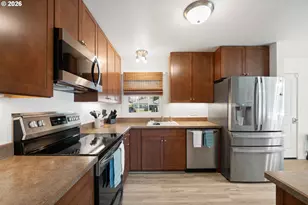1860 Grant St, North Bend, OR 97459 - Photo 8