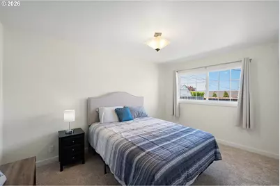 1860 Grant St, North Bend, OR 97459 - Photo 20