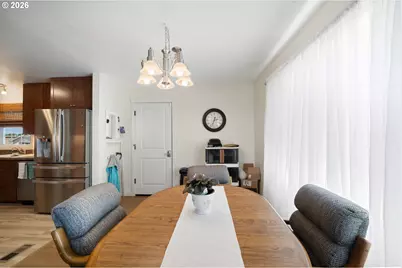 1860 Grant St, North Bend, OR 97459 - Photo 12