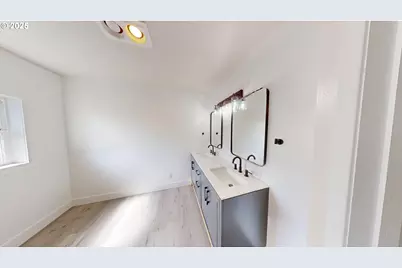 29700 Park Dr, Gold Beach, OR 97444 - Photo 12