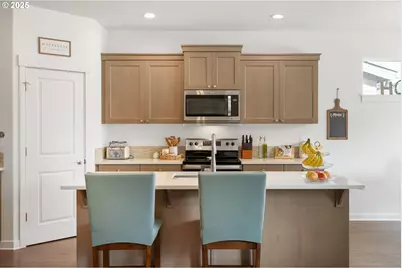 1300 N Broadway St, Estacada, OR 97023 - Photo 10