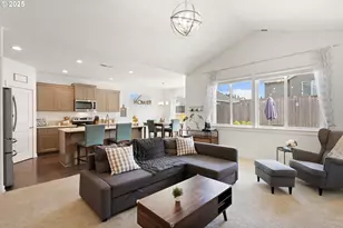 1300 N Broadway St, Estacada, OR 97023 - Photo 8