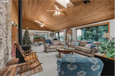 4644 Glen Echo Way, Central Point, OR 97502 - Photo 6