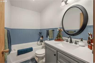 4644 Glen Echo Way, Central Point, OR 97502 - Photo 16