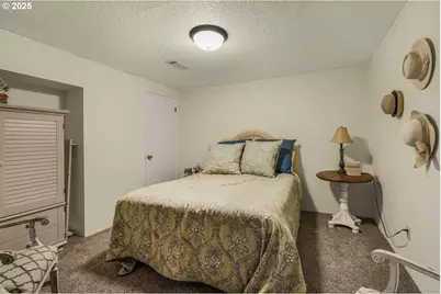 4644 Glen Echo Way, Central Point, OR 97502 - Photo 20