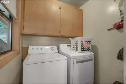 4644 Glen Echo Way, Central Point, OR 97502 - Photo 14