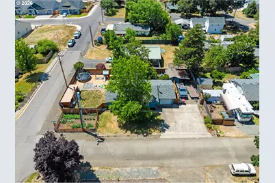 390 S Balm St, Yamhill, OR 97148 - Photo 32