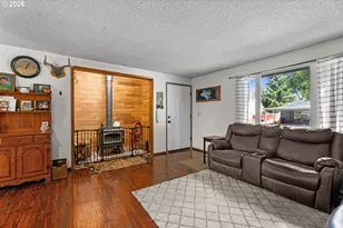 390 S Balm St, Yamhill, OR 97148 - Photo 6