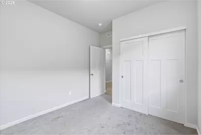 2041 Branch Creek Dr, Longview, WA 98632 - Photo 4