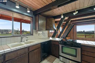 9660 Sollie Smith Rd, Tillamook, OR 97141 - Photo 20