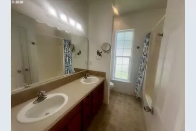 1728 W Alleluia Ave, Hermiston, OR 97838 - Photo 14