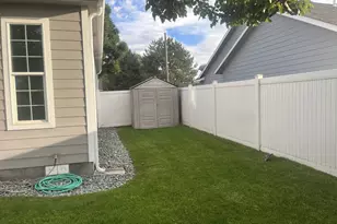 1728 W Alleluia Ave, Hermiston, OR 97838 - Photo 20
