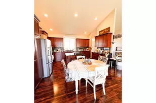 35640 Elk Meadows Dr, Saint Helens, OR 97051 - Photo 10