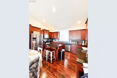 35640 Elk Meadows Dr, Saint Helens, OR 97051 - Photo 8