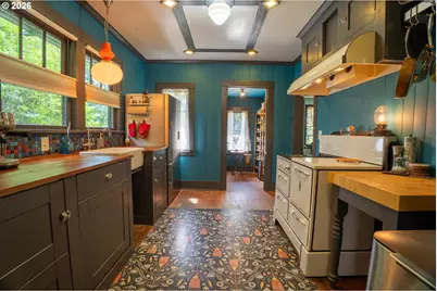 5724 NE Hoyt St, Portland, OR 97213 - Photo 8