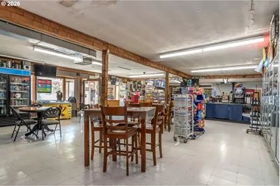 14190 N Umpqua Hwy, Roseburg, OR 97470 - Photo 18