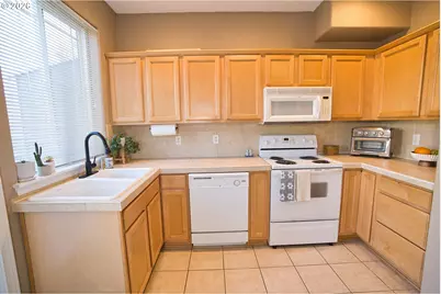 2838 Charlie Ct, Forest Grove, OR 97116 - Photo 4