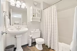 4323 NE 13th Ave, Portland, OR 97211 - Photo 22