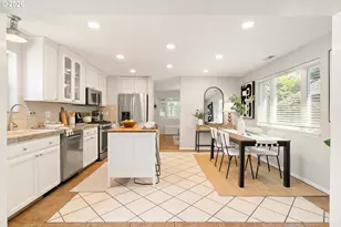 4323 NE 13th Ave, Portland, OR 97211 - Photo 2