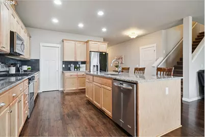 2460 Heather Way, Forest Grove, OR 97116 - Photo 2