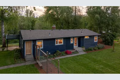 827 SW Gilson St, McMinnville, OR 97128 - Photo 2
