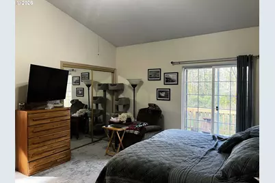 3330 31st St, Florence, OR 97439 - Photo 12