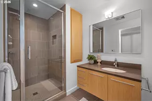 949 NW Overton St, Portland, OR 97209 - Photo 8