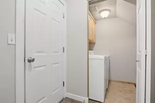 644 SE Myrtlewood Pl, Gresham, OR 97080 - Photo 20
