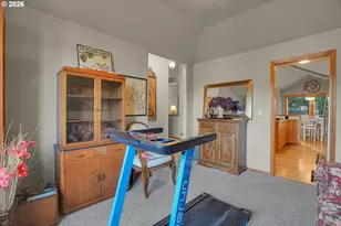 6134 SE Sigrid St, Hillsboro, OR 97123 - Photo 8