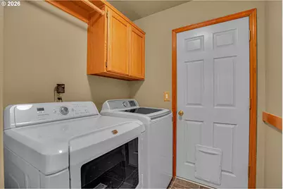 6134 SE Sigrid St, Hillsboro, OR 97123 - Photo 38