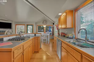 6134 SE Sigrid St, Hillsboro, OR 97123 - Photo 14