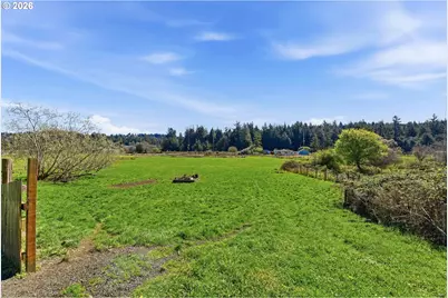 63111 Fruitdale Rd, Coos Bay, OR 97420 - Photo 42