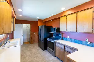 1658 Jeanette Rd, Hood River, OR 97031 - Photo 32